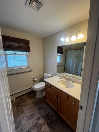 Eastham, Chloe's Classic Cape Cape Cod vacation rental - 2nd floor bathroom, with shower and bathtub