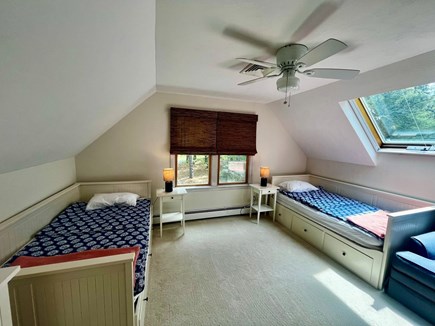 Eastham, Chloe's Classic Cape Cape Cod vacation rental - Twin bedroom