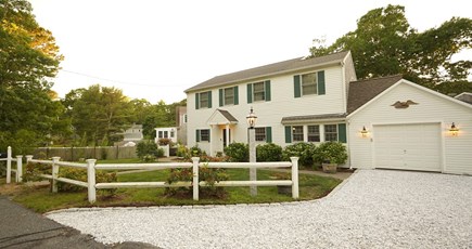 Dennis Cape Cod vacation rental - Coastal home with whitestone driveway exuding a beachy feel