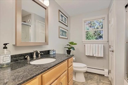 Centerville Cape Cod vacation rental - Second floor bathroom