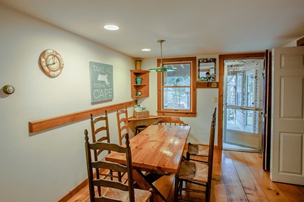 Brewster Cape Cod vacation rental - Cozy dining table off the kitchen