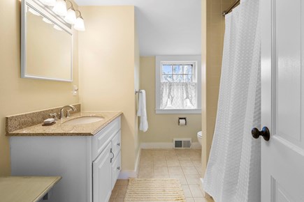 Chatham Cape Cod vacation rental - First Floor Full Bath with Shower/Tub Combo