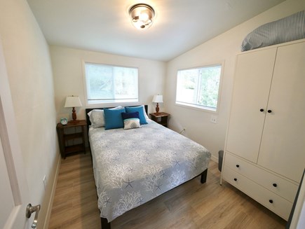 Wellfleet Village Cape Cod vacation rental - Cottage bedroom 1 (4th bedroom)