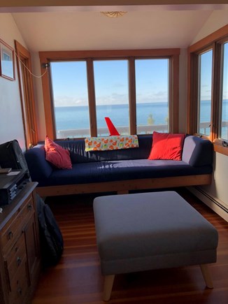 Truro, Cold Storage Beach Cape Cod vacation rental - Built in window seat