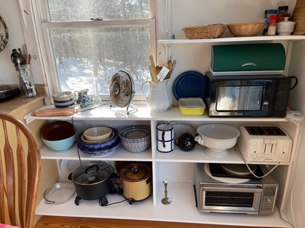 Wellfleet Cape Cod vacation rental - Bread box, Microwave oven, Toaster, Oven, Crock pot, Electric pot