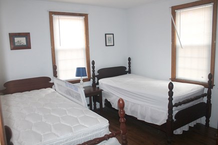 Eastham, First Encounter - 3972 Cape Cod vacation rental - First floor bedroom with twin beds