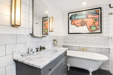 Provincetown Cape Cod vacation rental - Bathroom