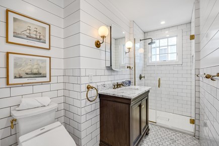 Provincetown Cape Cod vacation rental - Bathroom