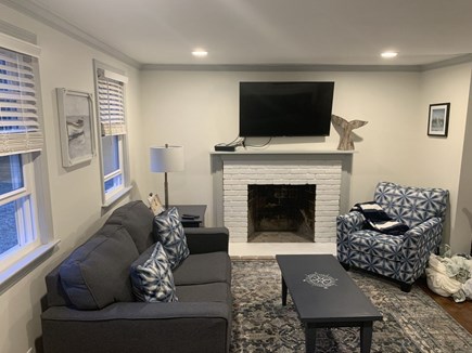Brewster, Upper Mill Pond Cape Cod vacation rental - Living room
