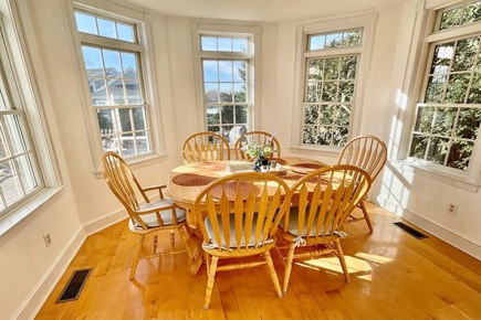 Yarmouth  Cape Cod vacation rental - Kitchen eat in area