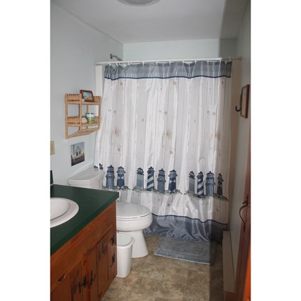 Eastham, Coast Guard - 3973 Cape Cod vacation rental - First floor full bathroom