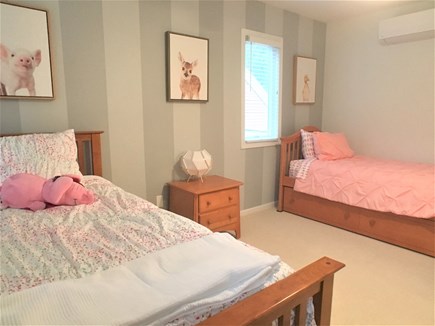 Ocean Edge Cape Cod vacation rental - Twin Bedroom