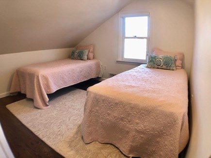 Seven Seas Falmouth Cape Cod vacation rental - Twin bedroom