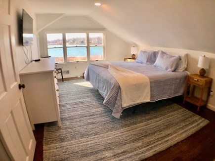 Seven Seas Falmouth Cape Cod vacation rental - King bedroom