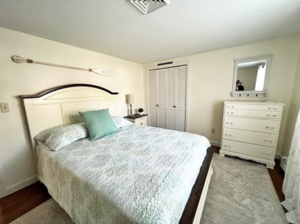 Yarmouth, South Yamouth Cape Cod vacation rental - Guest queen with SMART TV