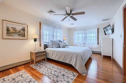 Chatham Cape Cod vacation rental - Upper level King Bedroom