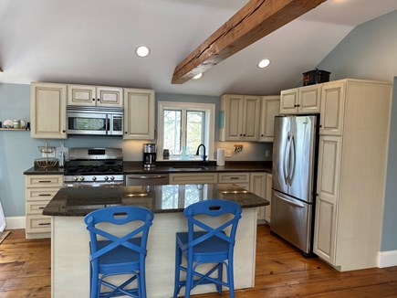 Chatham, Summer Catch Cape Cod vacation rental - Bright kitchen with island seating