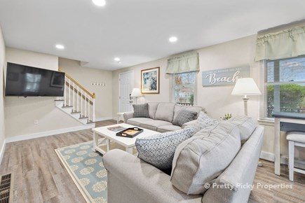 West Yarmouth Cape Cod vacation rental - has comfortable seating