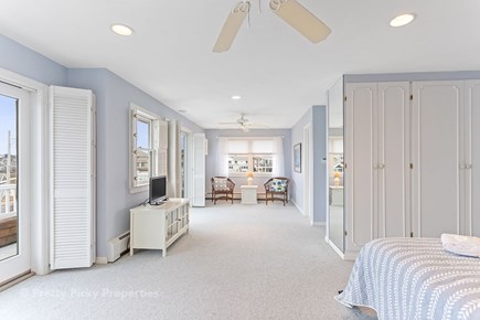 West Yarmouth Cape Cod vacation rental - And it's a very large bedroom!