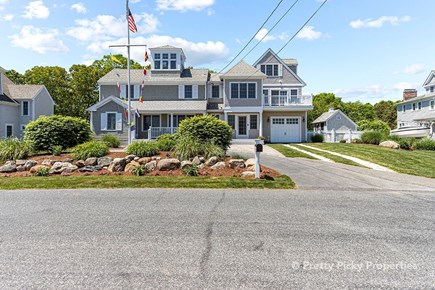 West Yarmouth Cape Cod vacation rental - Welcome to Magic P' Ocean in West Yarmouth