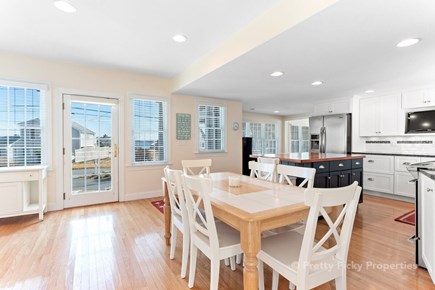 West Yarmouth Cape Cod vacation rental - Eat in kitchen