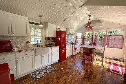 West Dennis Cape Cod vacation rental - Adorable cottage with pretty much brand new everything