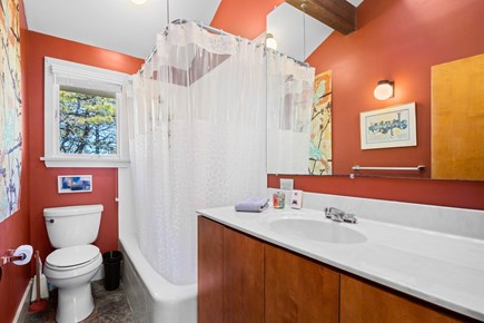 Truro Cape Cod vacation rental - Second Floor full bathroom with bathtub