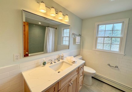 Orleans Cape Cod vacation rental - Second Floor Bathroom