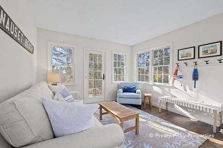 East Orleans Cape Cod vacation rental - Cozy entryway to kick off your shoes and relax!