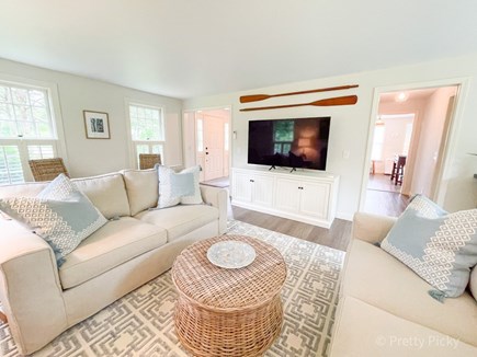 East Orleans Cape Cod vacation rental - Light and bright!