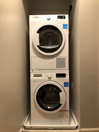 Brewster Cape Cod vacation rental - New washer and dryer.