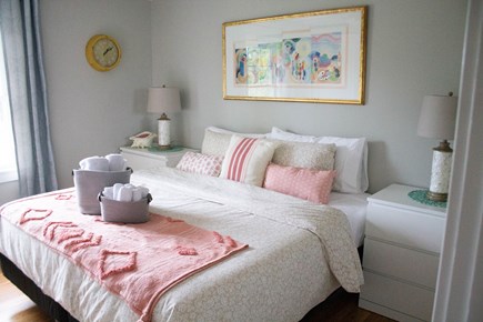 Bourne, Pocasset Cape Cod vacation rental - King bedroom