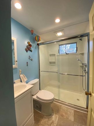 Brewster Cape Cod vacation rental - Downstairs bathroom