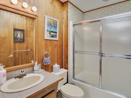 Truro  Cape Cod vacation rental - Full bath