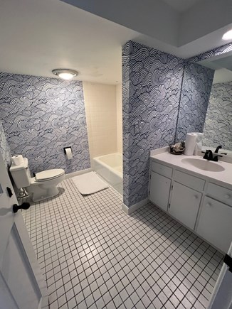 Osterville Cape Cod vacation rental - Luxurious full bath