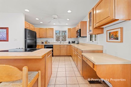 Harwich Cape Cod vacation rental - Fully equipped kitchen