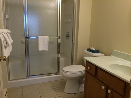 Brewster Cape Cod vacation rental - Master bathroom