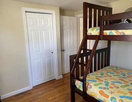 Yarmouth Cape Cod vacation rental - Twin beds