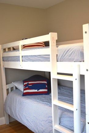 West Yarmouth Cape Cod vacation rental - Bunk bedroom
