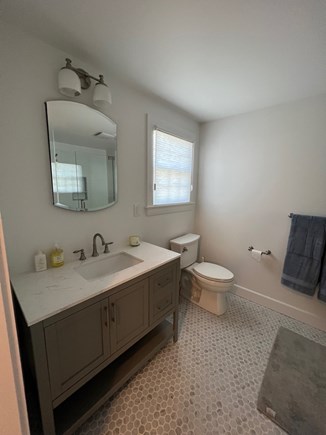 Centerville Cape Cod vacation rental - Owner's bath