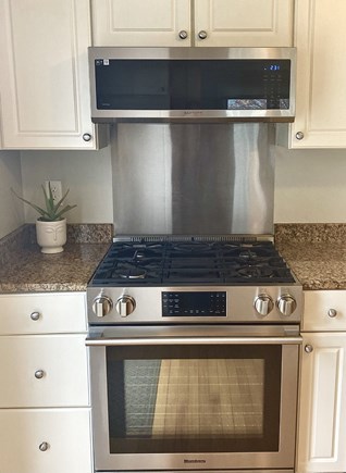 Falmouth, Maravista area Cape Cod vacation rental - Sleek gas range with microwave