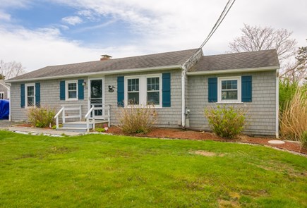 Sandwich Cape Cod vacation rental - Front view from roadside of cottage