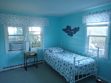 Lt. Island in Wellfleet Cape Cod vacation rental - Third bedroom with single bed