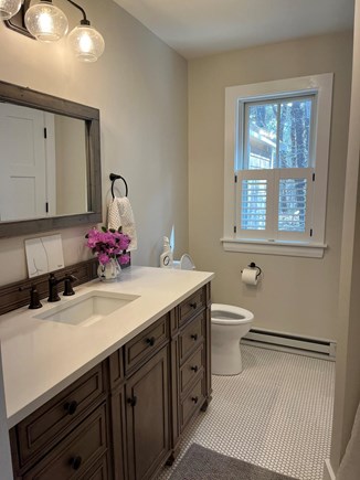 Truro Cape Cod vacation rental - Full Bathroom (New Addition 2020)