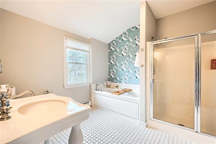 Brewster Cape Cod vacation rental - Bathroom #1 En suite to bedroom #1 soaking tub and shower - 671 Great Fields Rd Brewster Cape Cod - Beach Glass - New England Vacation Rentals
