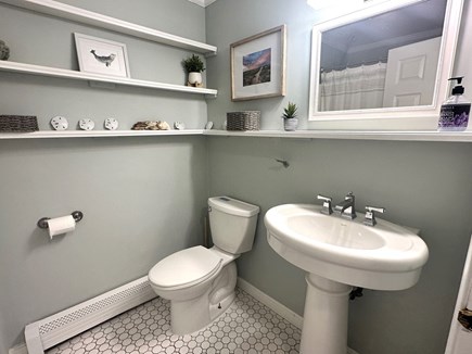 Brewster Cape Cod vacation rental - Bathroom #3 main level full bathroom - 671 Great Fields Rd Brewster Cape Cod - Beach Glass - New England Vacation Rentals