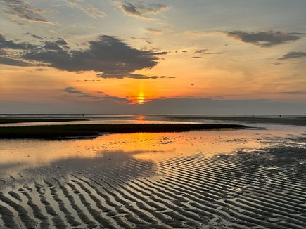 Brewster Cape Cod vacation rental - Another view of sunset at Paine's Creek Beach as the tide recedes to reveal the flats - 671 Great Fields Rd Brewster Cape Cod - Beach Glass - New Engl