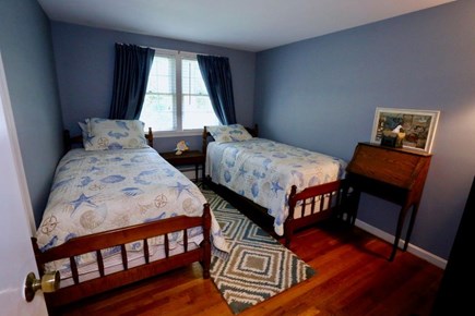 Yarmouth, Sandy Pond Escape Cape Cod vacation rental - Bedroom 2 with 2 twin beds