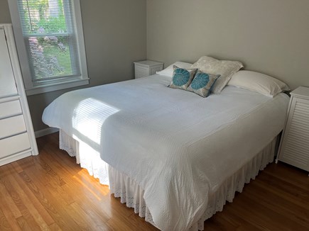 Centerville Cape Cod vacation rental - King size bed on first floor