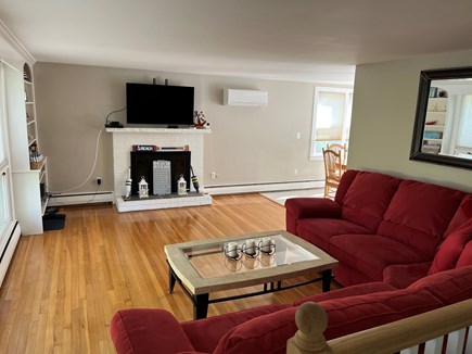 Centerville Cape Cod vacation rental - Main Living room with Smart TV